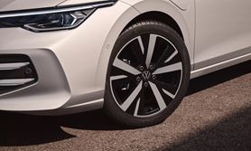 Volkswagen Golf si guadagna il titolo di “Miglior auto del mezzo secolo”
